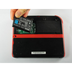 Замена батареи Nintendo 2DS