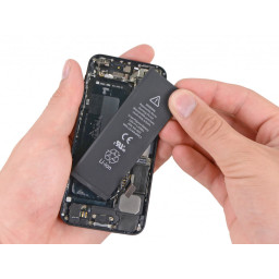 Как заменить аккумулятор iPhone 5